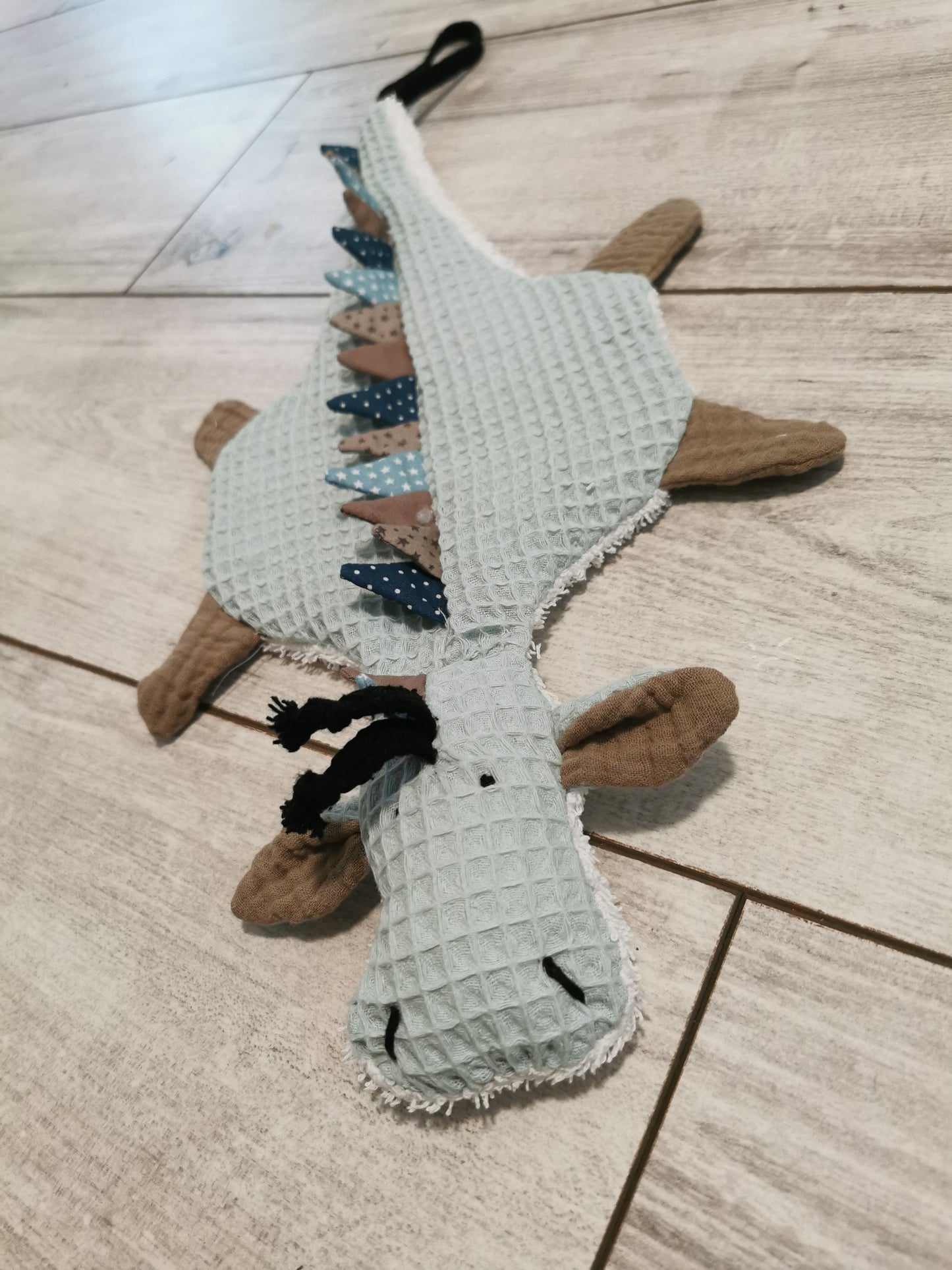 Schnullerdrache, Pastell mint