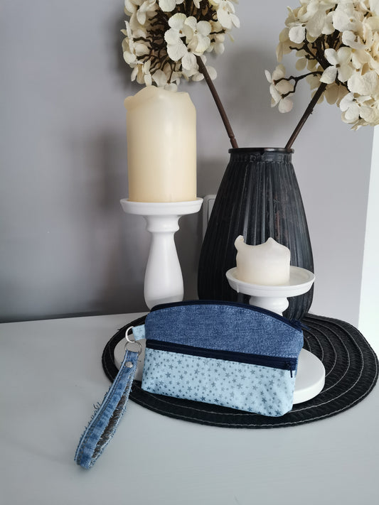 Die Kleine, blaue Sterne